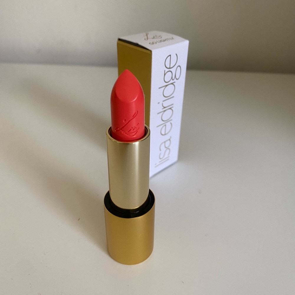 GO LIGHTLY LISA ELDRIDGE LUXURIOUSLY LUCENT
LIP COLOUR